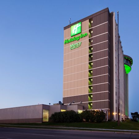德梅因市中心怜悯校区假日酒店 得梅因 外观 照片